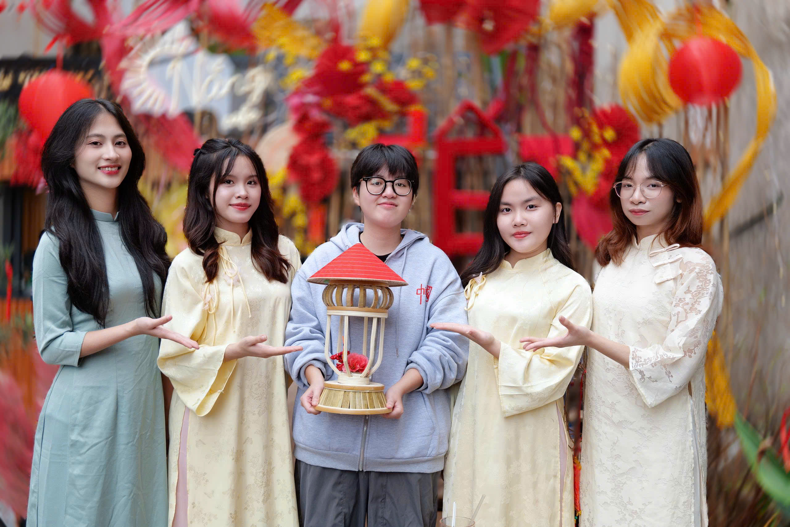 Di Sản Hồn Việt - Nhóm dự án